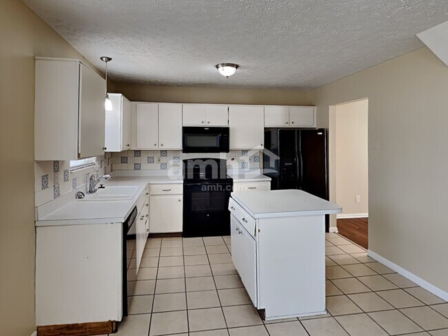 Building Photo - 5095 Algean Dr