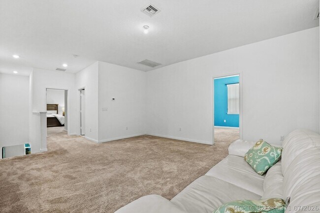 Building Photo - 1826 Lake Cove Dr