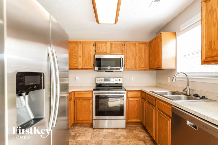 Building Photo - 8116 Maxwelton Dr