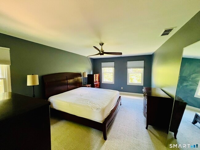 Building Photo - 679 Aspen Ln