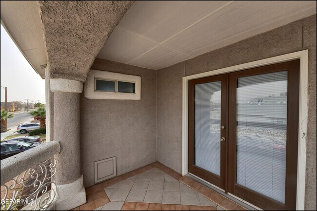 Building Photo - 3057 Tierra Mina Dr