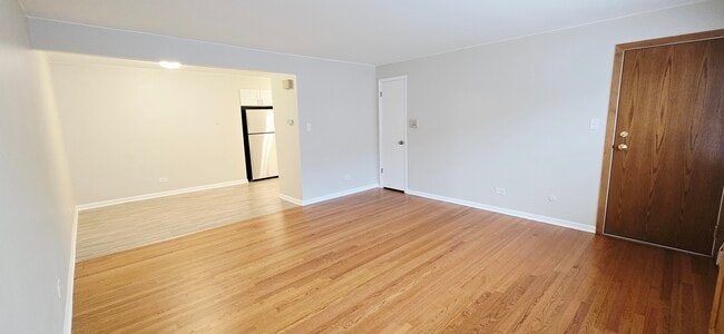 Building Photo - 5927-5929 W 63rd St