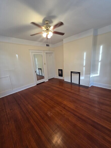 Building Photo - 8128 Pritchard Pl