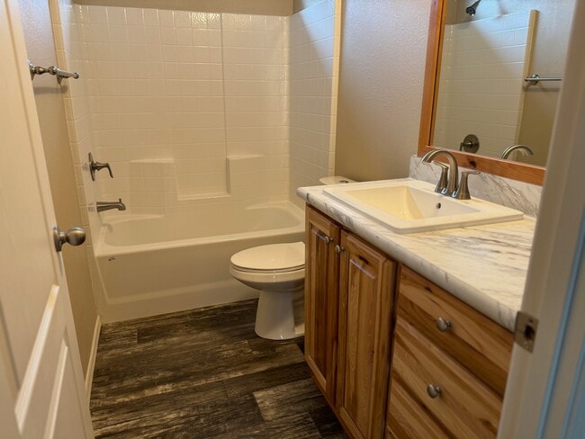Building Photo - 4741 Treewood Ct