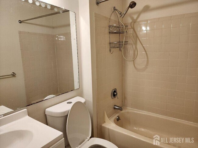 Building Photo - 4 Covington Ct