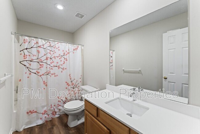 Building Photo - 9225 Boehm Dr