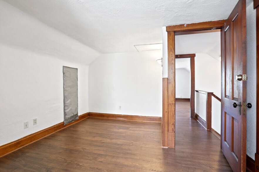 W. 3rd Floor Bedroom - 1489 Michigan Ave