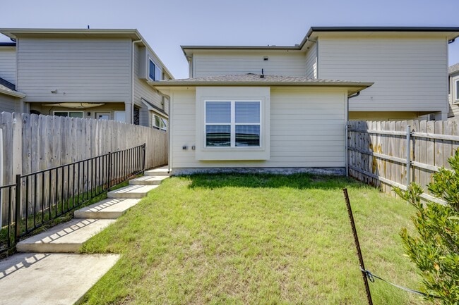 Building Photo - 9706 Whisper Willow Blvd