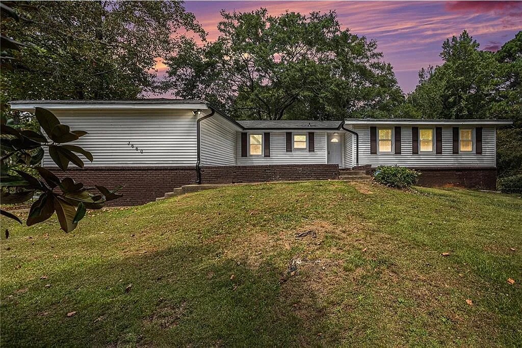 Building Photo - 3660 Eagle Woods Cir