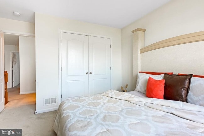 Building Photo - 7104 Britens Way