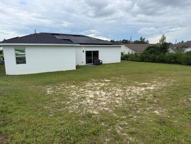 Building Photo - 14620 SW 24th Court Rd