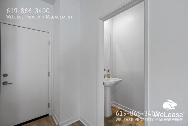 Building Photo - 35152 Grove Trl