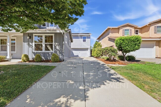 Building Photo - 2127 Ranch View Dr