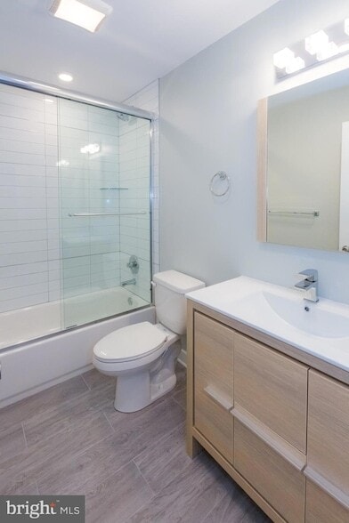 Building Photo - 1228-32 W College Ave