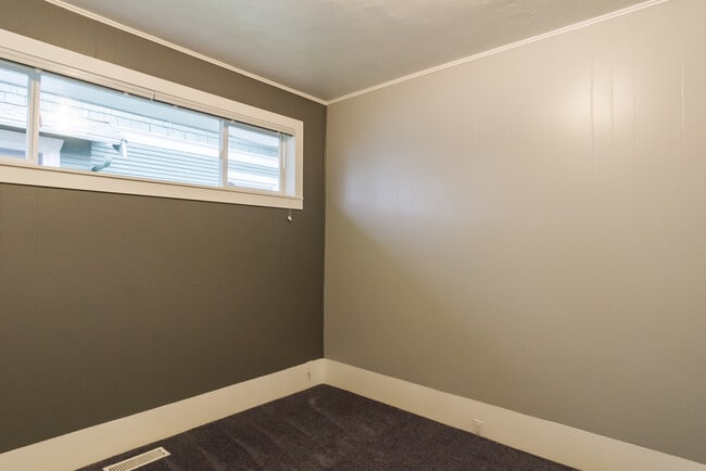 Building Photo - 7547 26th Ave NW