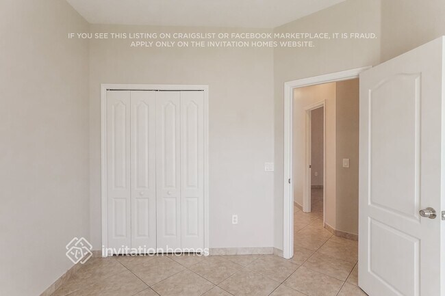 Building Photo - 672 Hacienda Cir