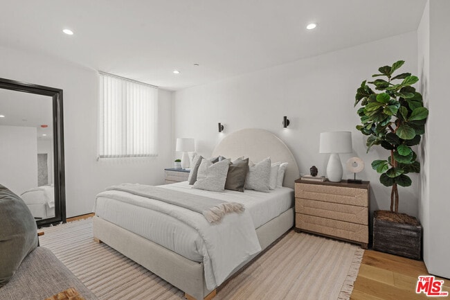 Building Photo - 11706 Charnock Rd