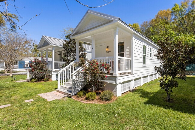 Building Photo - 1911 Government St