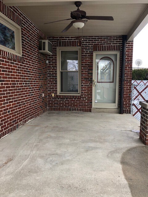Building Photo - 4909 Kutztown Rd