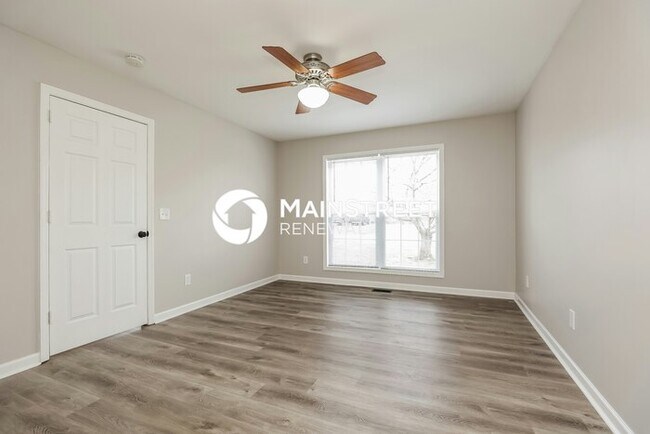 Building Photo - 3 Bedroom Pet-Friendly Home in GOODLETTSVILLE, TN with Main Street Renewal