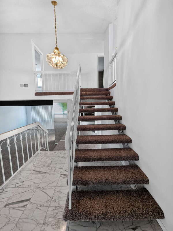 Building Photo - 4459 Avenida Granada