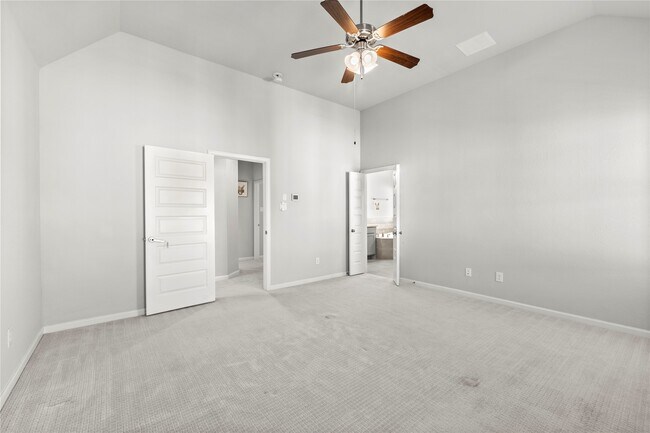 Building Photo - 4007 Centre Valley Ln