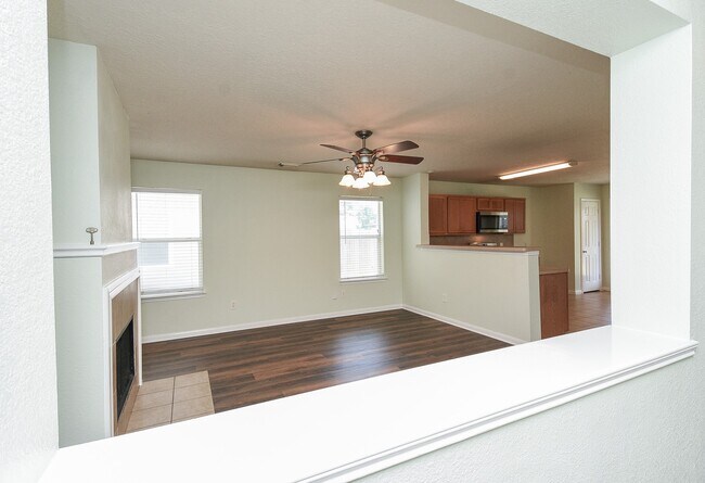 Building Photo - 29323 Hickory Terrace Dr