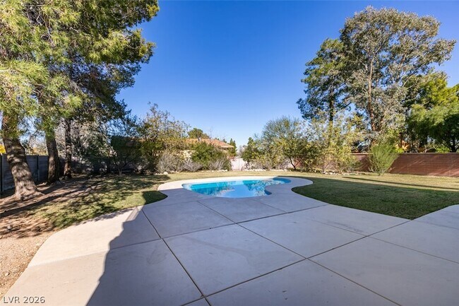 Building Photo - 7040 Obannon Drive