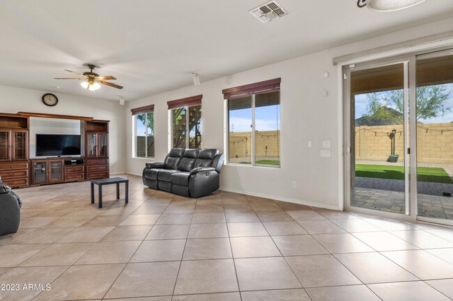 Building Photo - 5224 W Bent Tree Dr