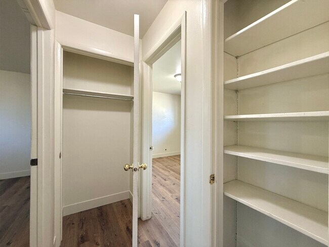 Building Photo - 285 N 300 W