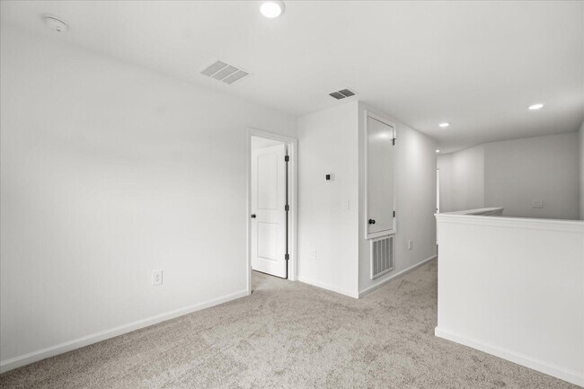 Building Photo - 5100 Clay Whaley Rd