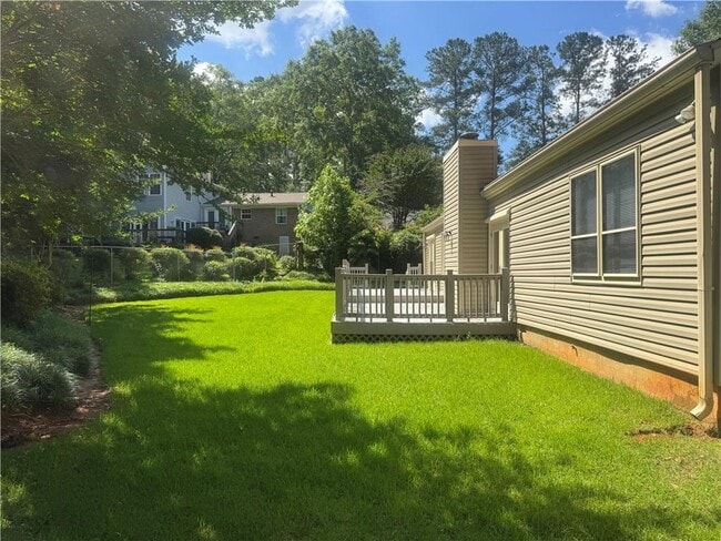 Building Photo - 3707 Loveland Terrace