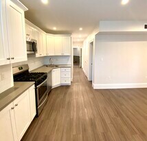 Building Photo - 147 Cottage