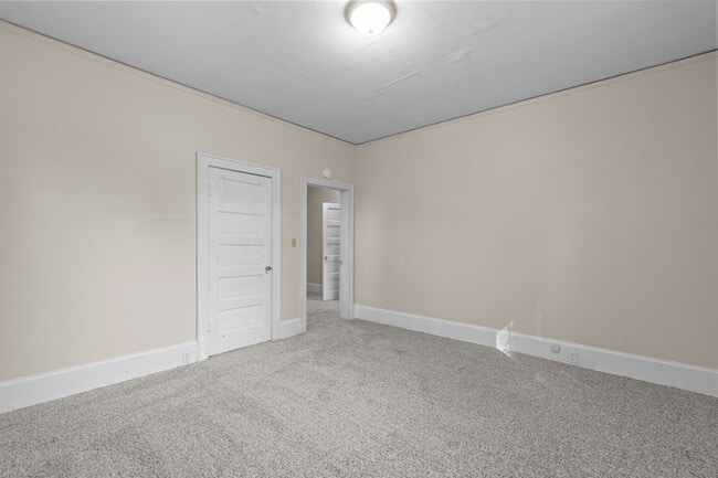 Building Photo - 308 Causey Ave