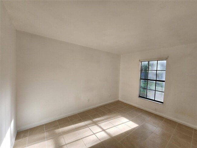 Building Photo - 6136 NW 26th St