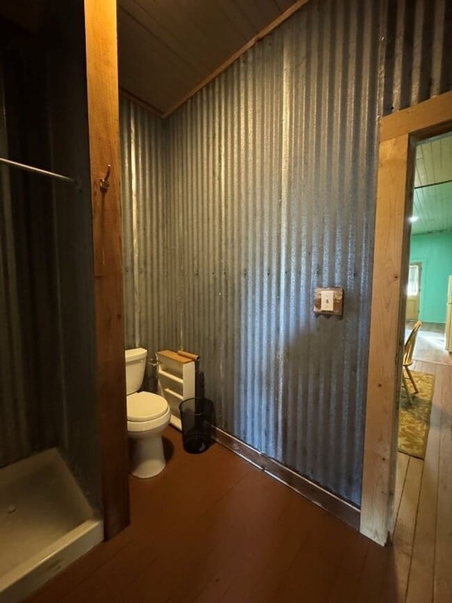 Building Photo - Apartment in Guinda