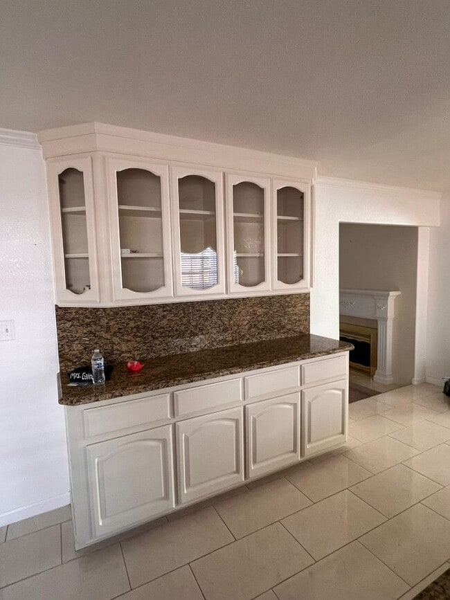 Building Photo - 2488 Shilshone Cir