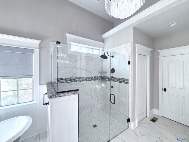 Building Photo - 1 Sylvias Wy