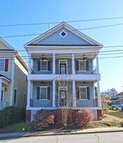 Building Photo - 1008 Woodrow St