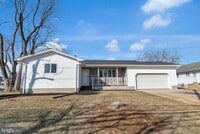 Building Photo - 370 NJ-156