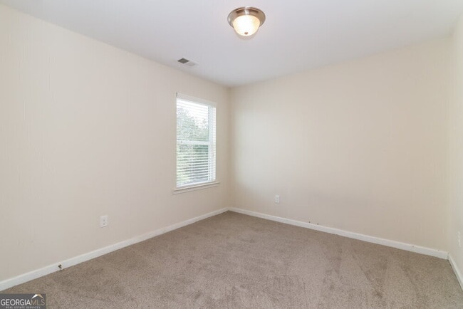 Building Photo - 430 Darbys Run Ct