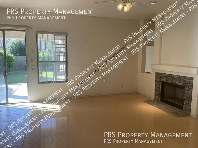 Building Photo - 2165 W Olive Way