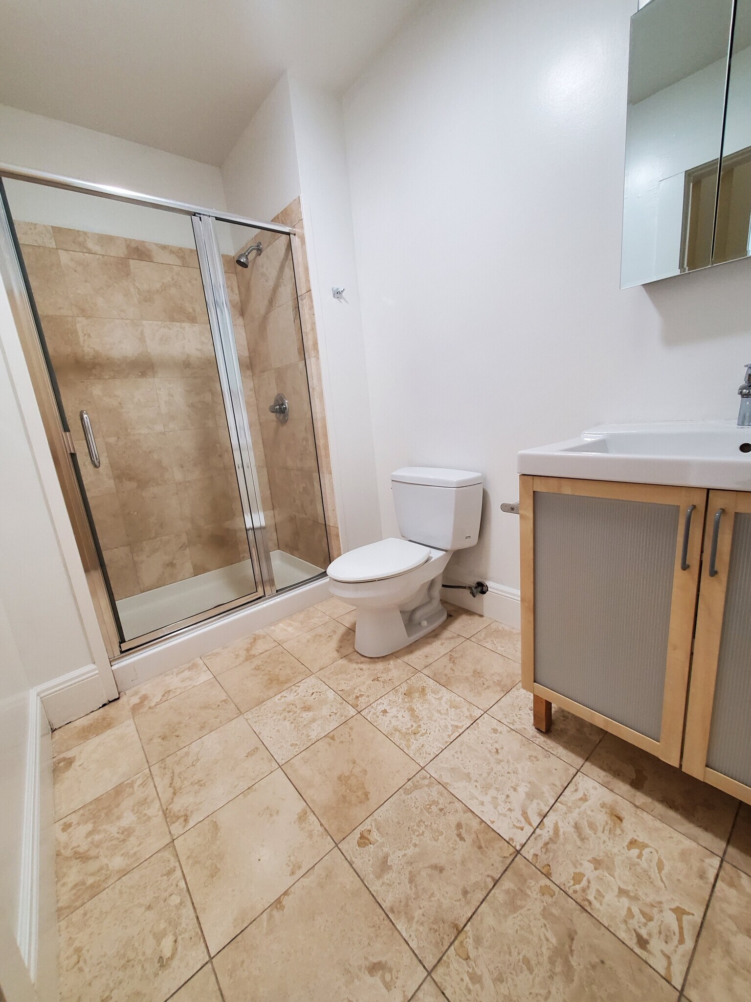 Building Photo - 2597 Telegraph Ave