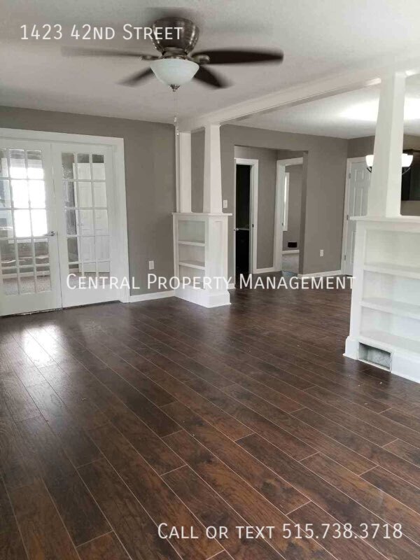 Building Photo - 1423 42nd St