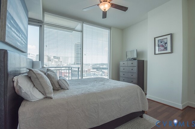 Building Photo - 301 Virginia St