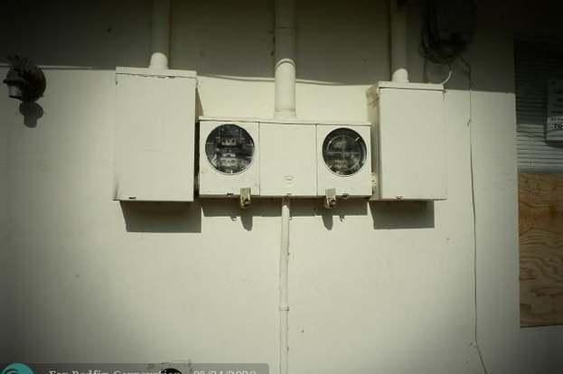 Building Photo - 1406 Arpeika St