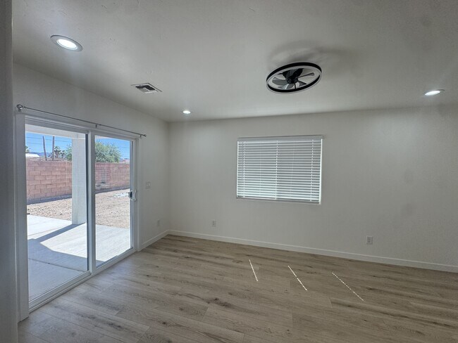 Building Photo - 5657 Rocky Rd