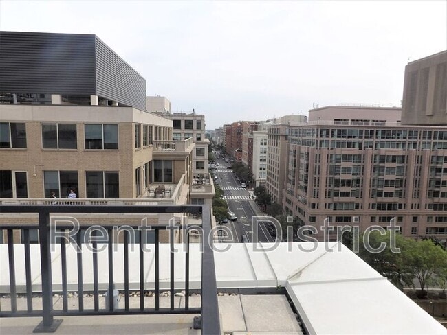Building Photo - 915 E Street NW