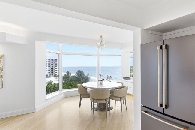 Building Photo - 4605 S Ocean Blvd