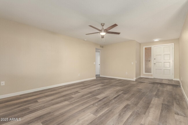 Building Photo - 16043 N 30th Ave